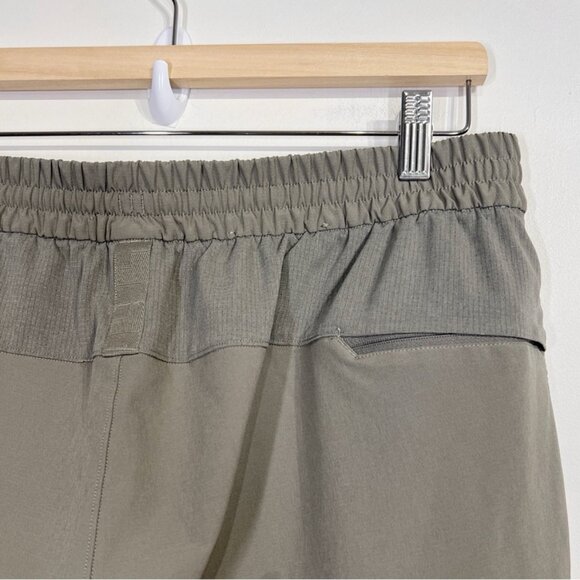 Lululemon NWOT License to Train Jogger Carbon Dust - Picture 8 of 11